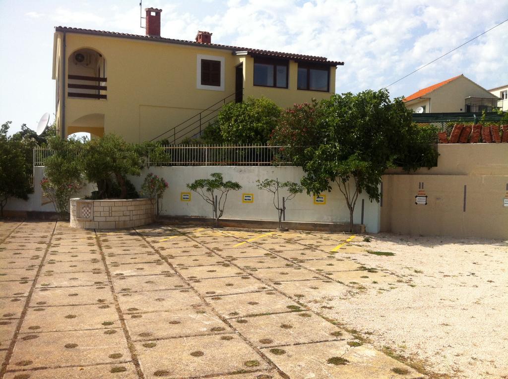 Vila Primo Primošten Exterior foto
